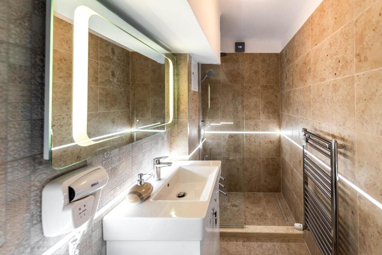 La Nueve Suite Braşov Exterior foto
