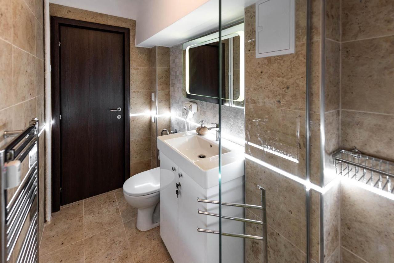 La Nueve Suite Braşov Exterior foto